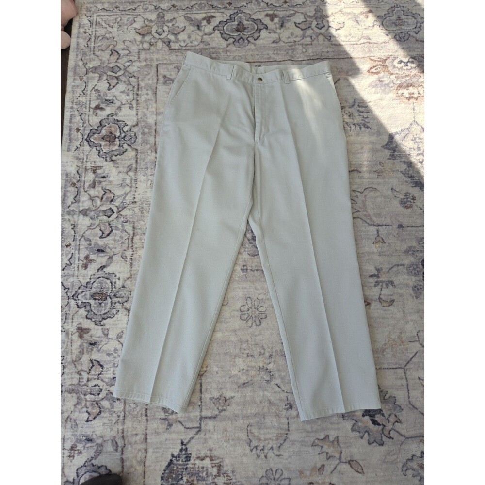 #328 St. John's Bay Men's beige chinos dress pants 38x29